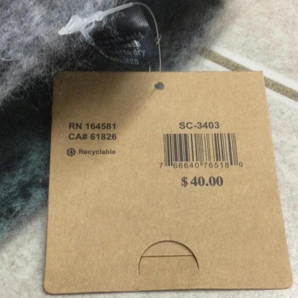 Just Cozy super soft scarf multicolored block/plaid 16”x 88” - Picture 5 of 7